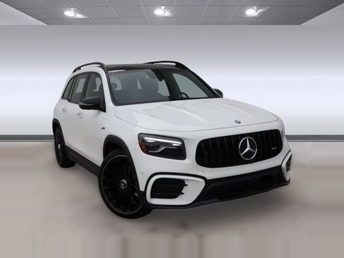 New 2025 Mercedes-Benz GLB 35 AMG 4MATIC image 19
