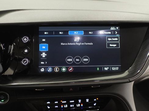 Used 2022 Buick Envision Essence w/ Sport Touring Package FWD image 14