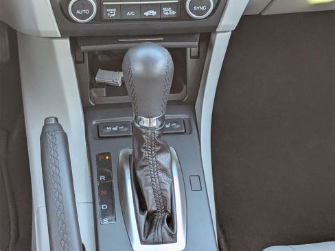 Certified 2018 Acura ILX image 24