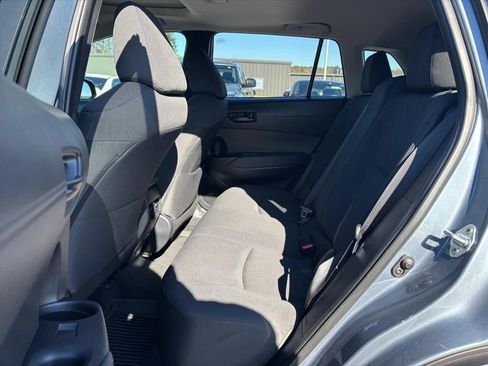 Used 2022 Toyota Corolla Cross LE w/ Moonroof Package image 12