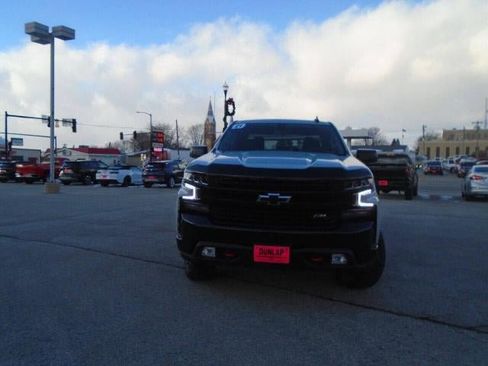 Certified 2021 Chevrolet Silverado 1500 LT Trail Boss w/ Bed Protection Package AWD/4WD image 2