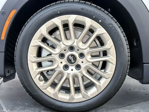 New 2026 MINI Cooper 2-Door Hardtop FWD image 25
