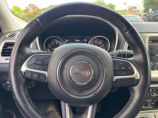 Used 2018 Jeep Compass Latitude w/ Popular Equipment Group AWD/4WD image 21