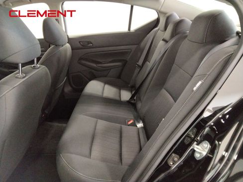 Used 2025 Nissan Altima 2.5 SV image 29