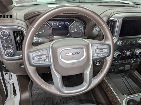 Certified 2022 GMC Sierra 1500 Denali w/ Denali Premium Package image 42