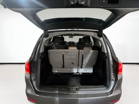 Used 2019 Honda Odyssey EX-L image 18