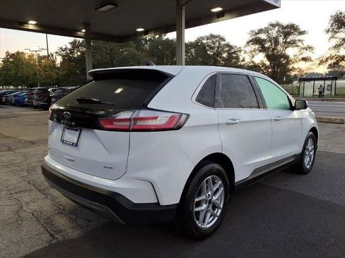 Certified 2023 Ford Edge SEL image 3