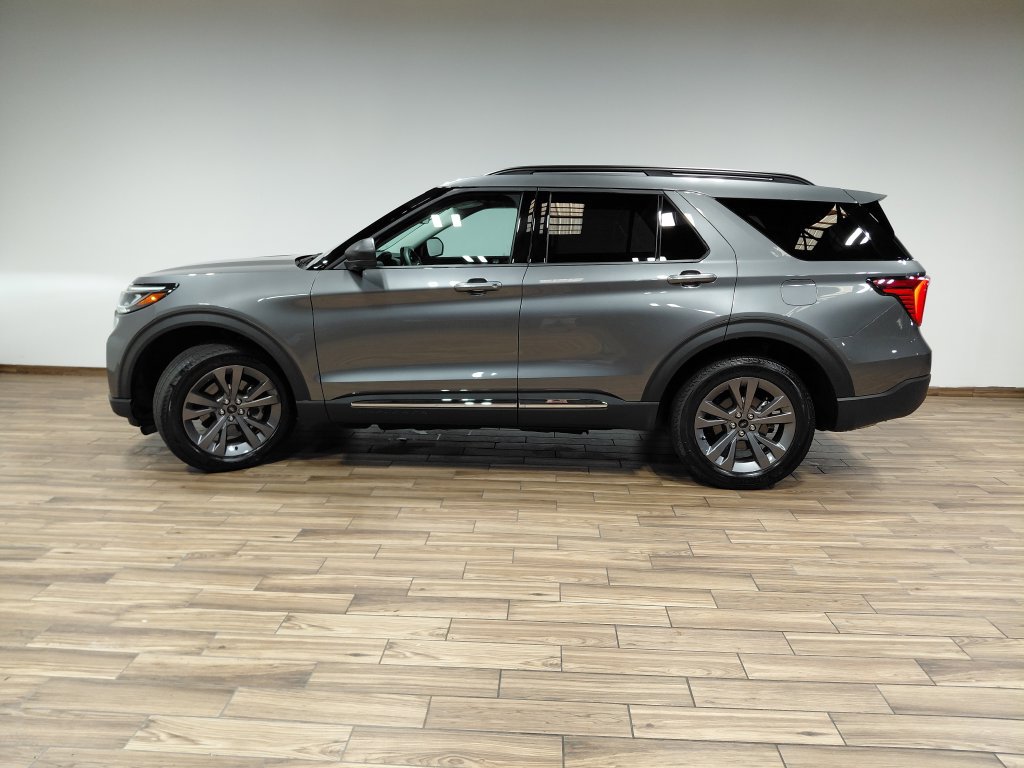 Certified 2025 Ford Explorer Active w/ Active Comfort Package AWD/4WD image 20