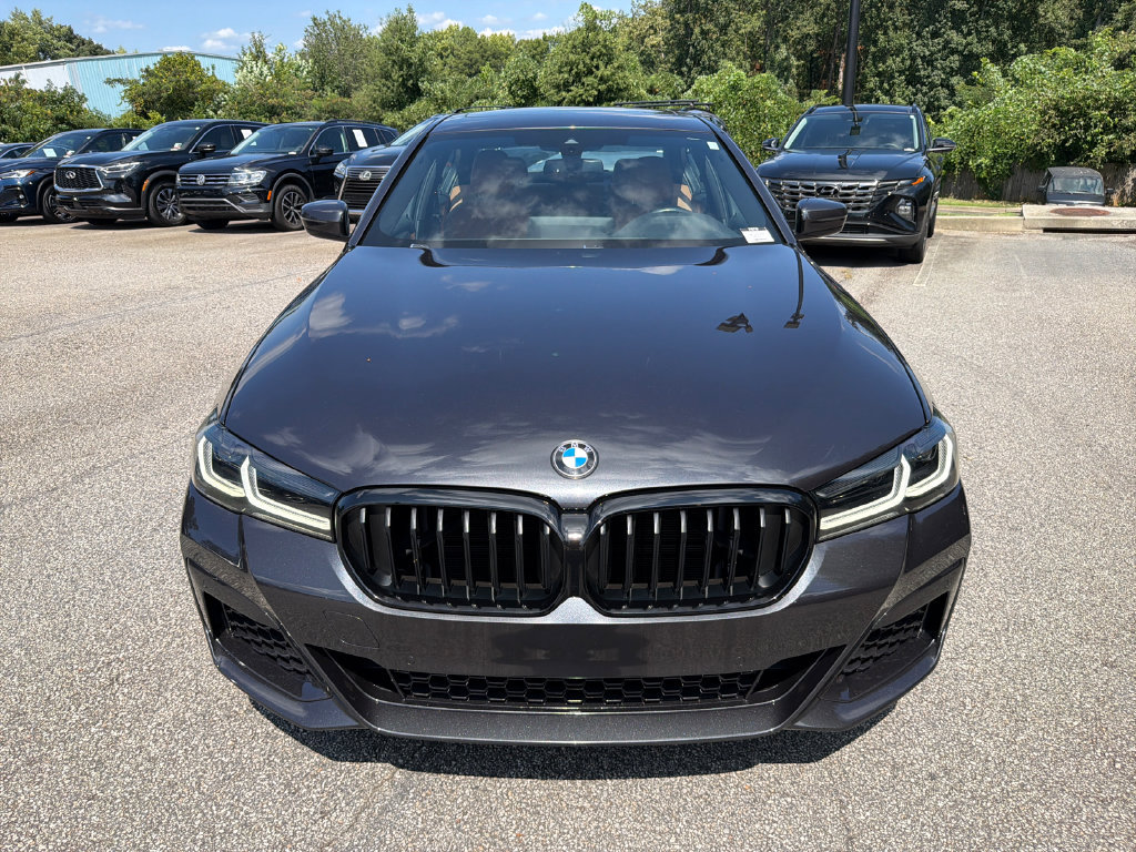 Used 2023 BMW 540i w/ M Sport Package RWD image 2
