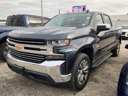 Used 2021 Chevrolet Silverado 1500 LT w/ Bed Protection Package image 3