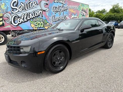 Used 2012 Chevrolet Camaro LS RWD image 3