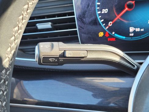 Used 2020 Mercedes-Benz GLS 450 4MATIC image 23