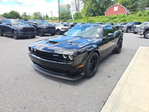 Used 2023 Dodge Challenger R/T Scat Pack RWD image 3