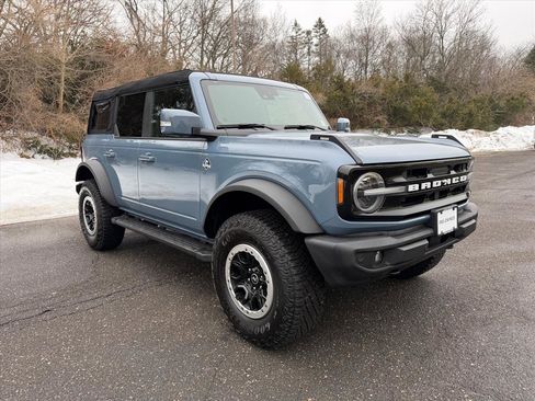 Used 2023 Ford Bronco Outer Banks w/ Sasquatch Package image 5