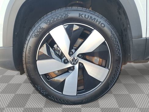 Used 2024 Volkswagen Taos S image 10