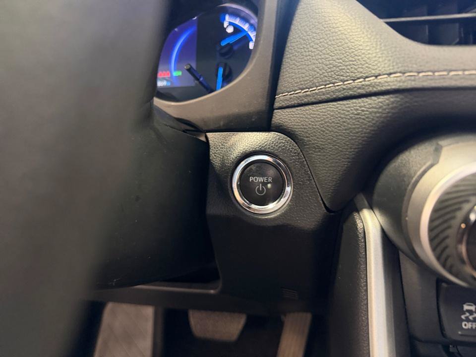 Certified 2024 Toyota RAV4 XLE w/ Convenience Package AWD/4WD image 24