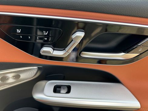 Used 2026 Mercedes-Benz GLC 350e 4MATIC image 19