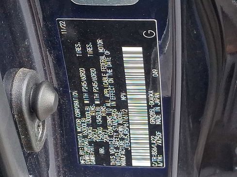 Used 2023 Toyota 4Runner Limited image 32