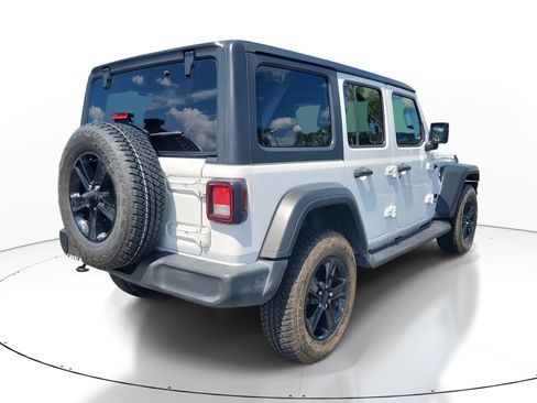 Used 2021 Jeep Wrangler Unlimited Sport image 4