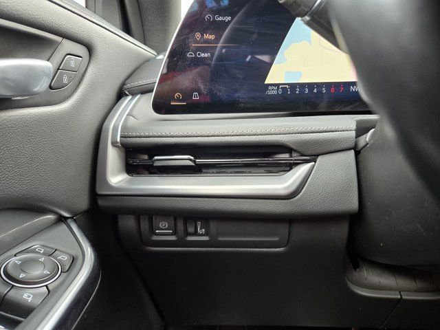 Used 2025 Cadillac XT4 Premium Luxury FWD image 23