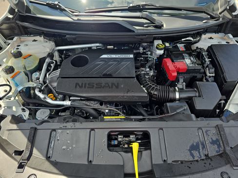 Used 2025 Nissan Rogue SV FWD image 31