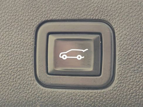 Used 2021 GMC Yukon AT4 w/ AT4 Premium Package image 45