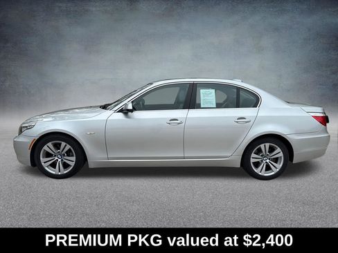 Used 2010 BMW 528i Sedan image 2