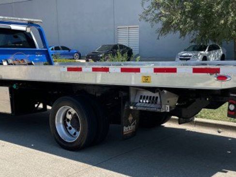 Used 2015 RAM 5500 SLT w/ Quick Order Package 29G SLT image 4