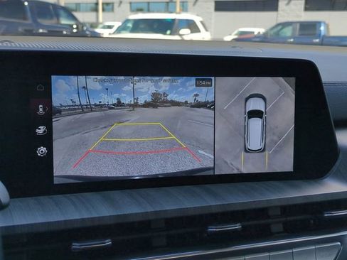 Used 2024 Kia Telluride SX w/ Towing Package image 21