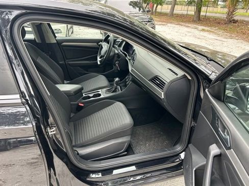 Used 2022 Volkswagen Jetta S FWD image 9