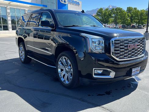 Used 2019 GMC Yukon Denali w/ Open Road Package AWD/4WD image 3