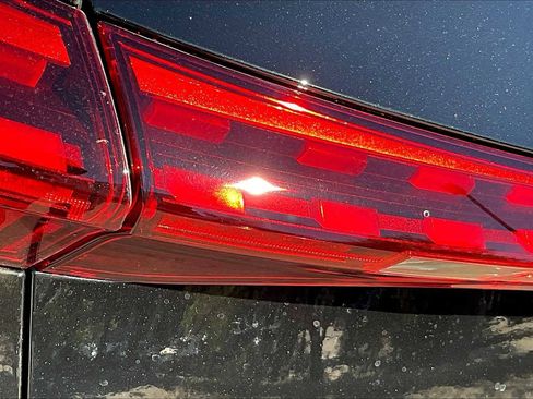 New 2025 Audi Q5 Premium Plus image 14