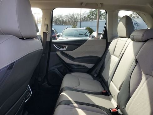 Used 2023 Subaru Forester Limited image 15