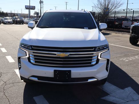 Certified 2024 Chevrolet Tahoe High Country w/ Advanced Technology Package image 3