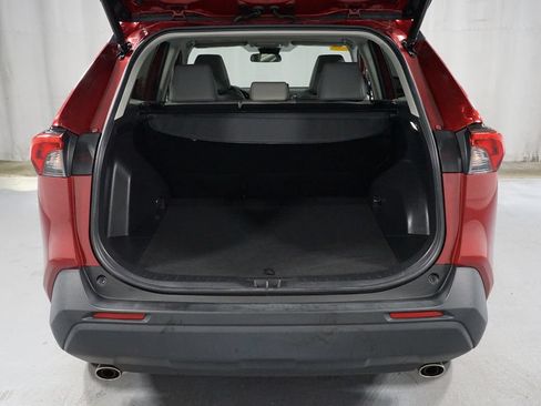 Certified 2022 Toyota RAV4 XLE Premium AWD/4WD image 35