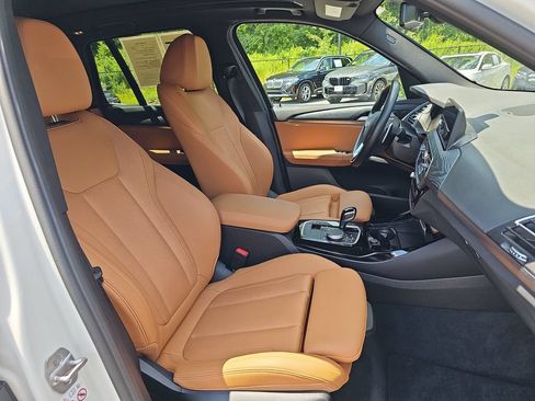 Used 2024 BMW X3 xDrive30i w/ Convenience Package w/ZPA AWD/4WD image 11