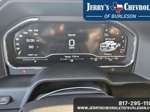 Used 2025 GMC Sierra 3500 Denali Ultimate image 13