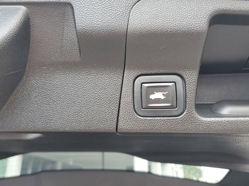 Used 2019 GMC Acadia SLT image 27