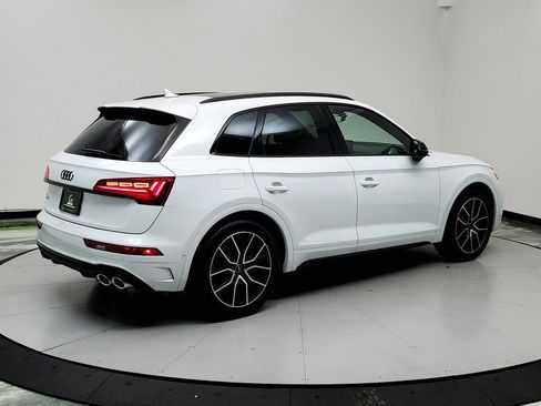 Used 2023 Audi SQ5 Prestige image 5