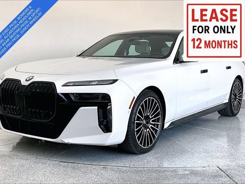 Used 2025 BMW 760i xDrive AWD/4WD image 14