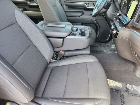 Used 2024 GMC Sierra 1500 Elevation w/ X31 Off-Road Package image 4