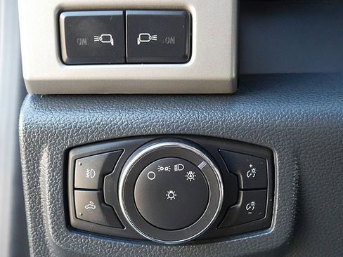 Used 2022 Ford F250 Lariat w/ Lariat Value Package image 27