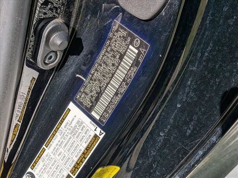 Used 2015 Lexus RC F w/ Performance Package image 22