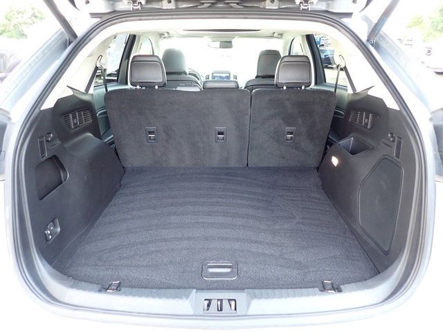 Used 2024 Ford Edge Titanium AWD/4WD image 6