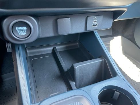 New 2025 Ford Maverick Lobo image 12