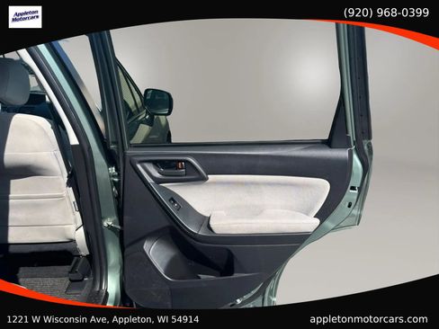 Used 2014 Subaru Forester 2.5i Premium w/ Protection Package #1 AWD/4WD image 23