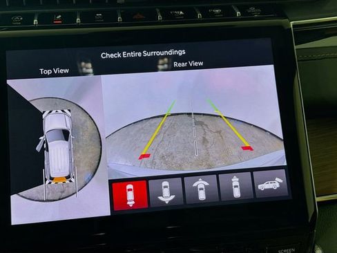 New 2025 Jeep Grand Cherokee Summit w/ Obsidian Package image 17