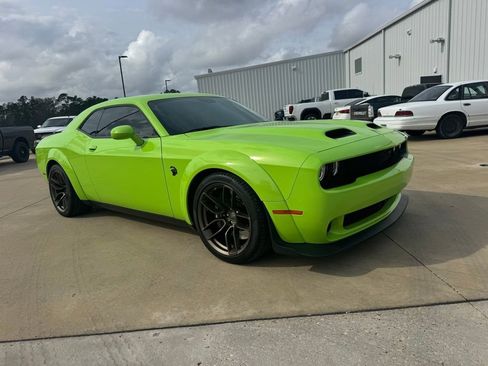 Used 2023 Dodge Challenger SRT Hellcat image 1