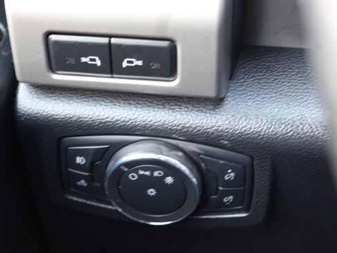Used 2018 Ford F350 Lariat w/ Lariat Ultimate Package image 19
