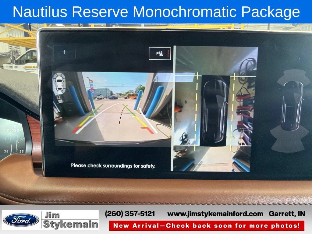 Used 2023 Lincoln Nautilus Reserve w/ Equipment Group 201A AWD/4WD image 23